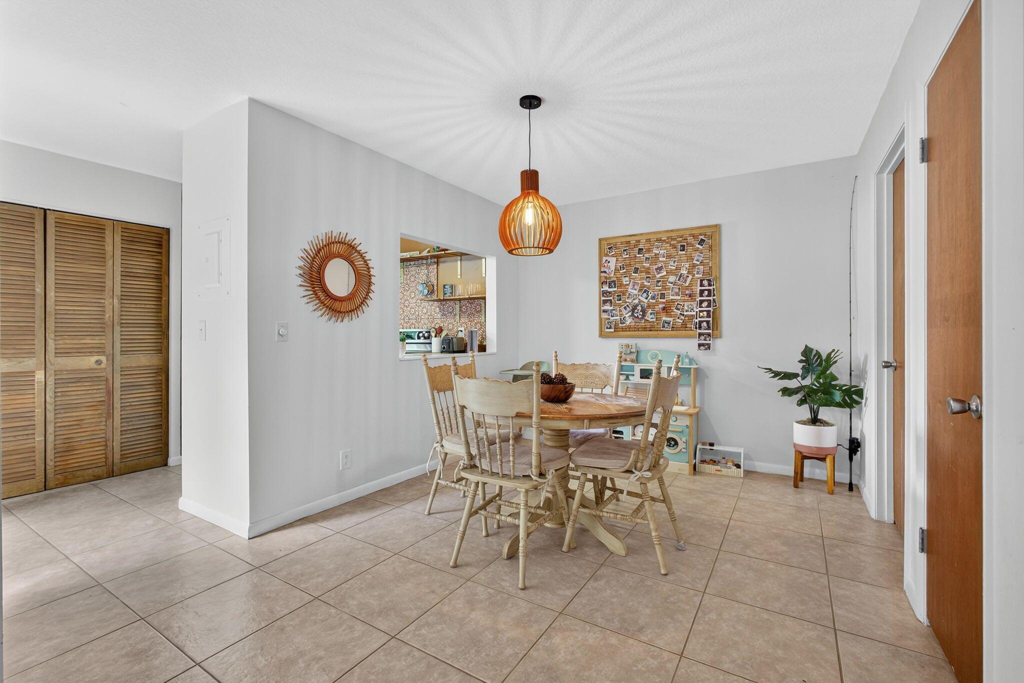 JUPITER LAKES TOWNHOMES C - Residential Lease