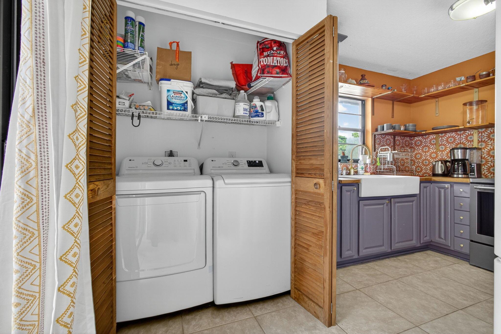 JUPITER LAKES TOWNHOMES C - Residential Lease