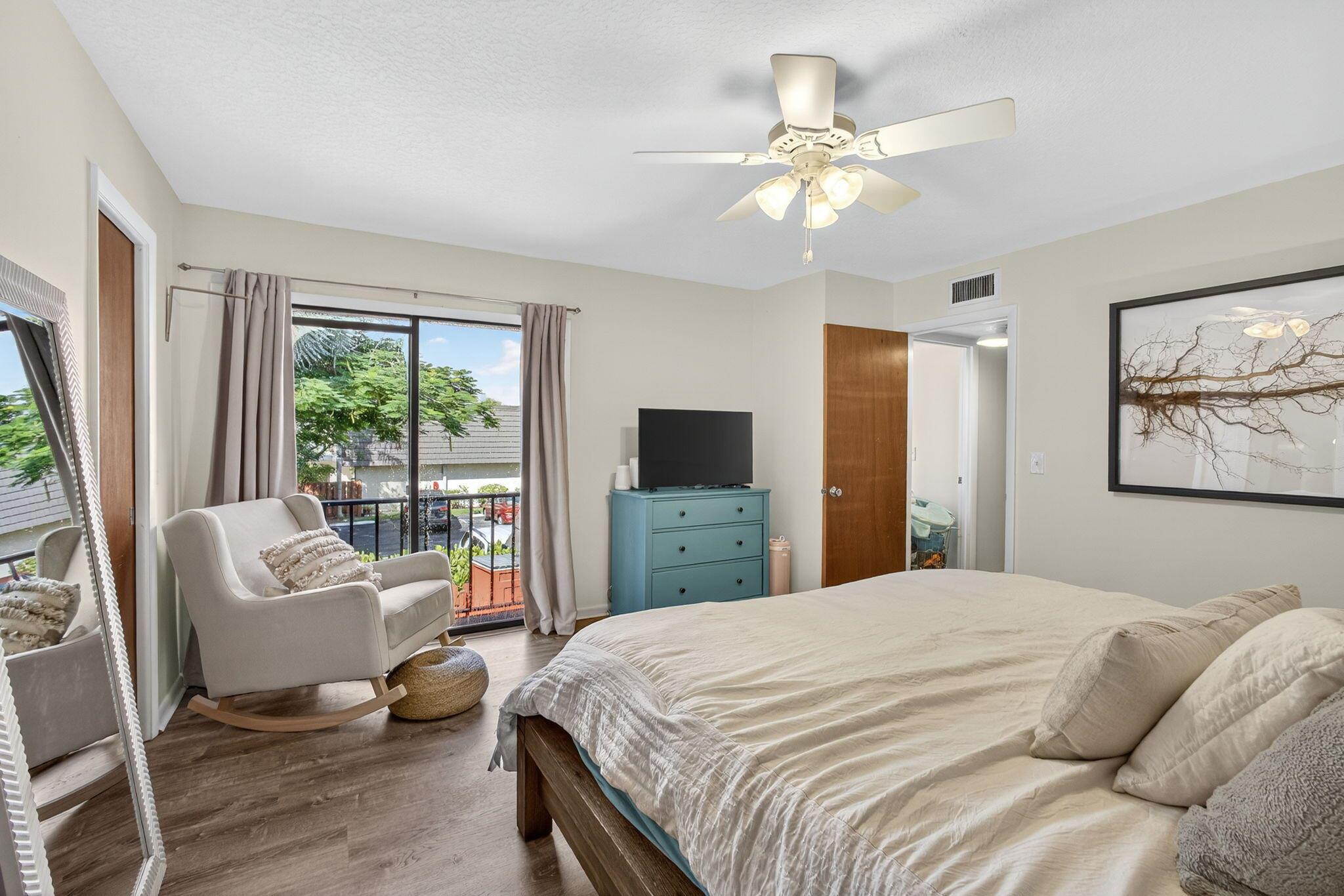 JUPITER LAKES TOWNHOMES C - Residential Lease