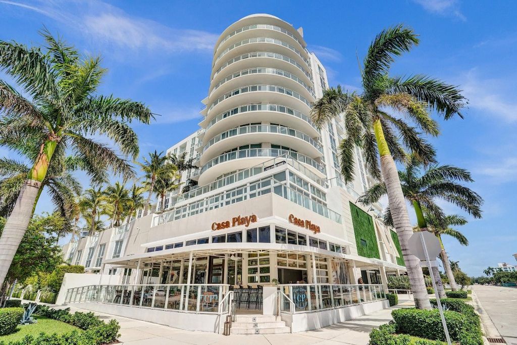 Photo of 401 N Birch Road #702, Fort Lauderdale, FL 33304 (MLS # F10535370)