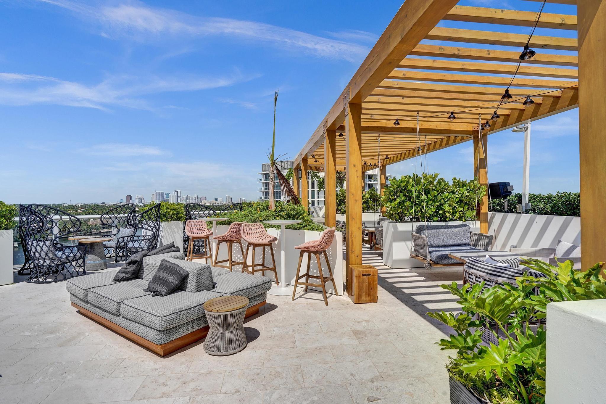 TIFFANY HOUSE CONDO - Residential