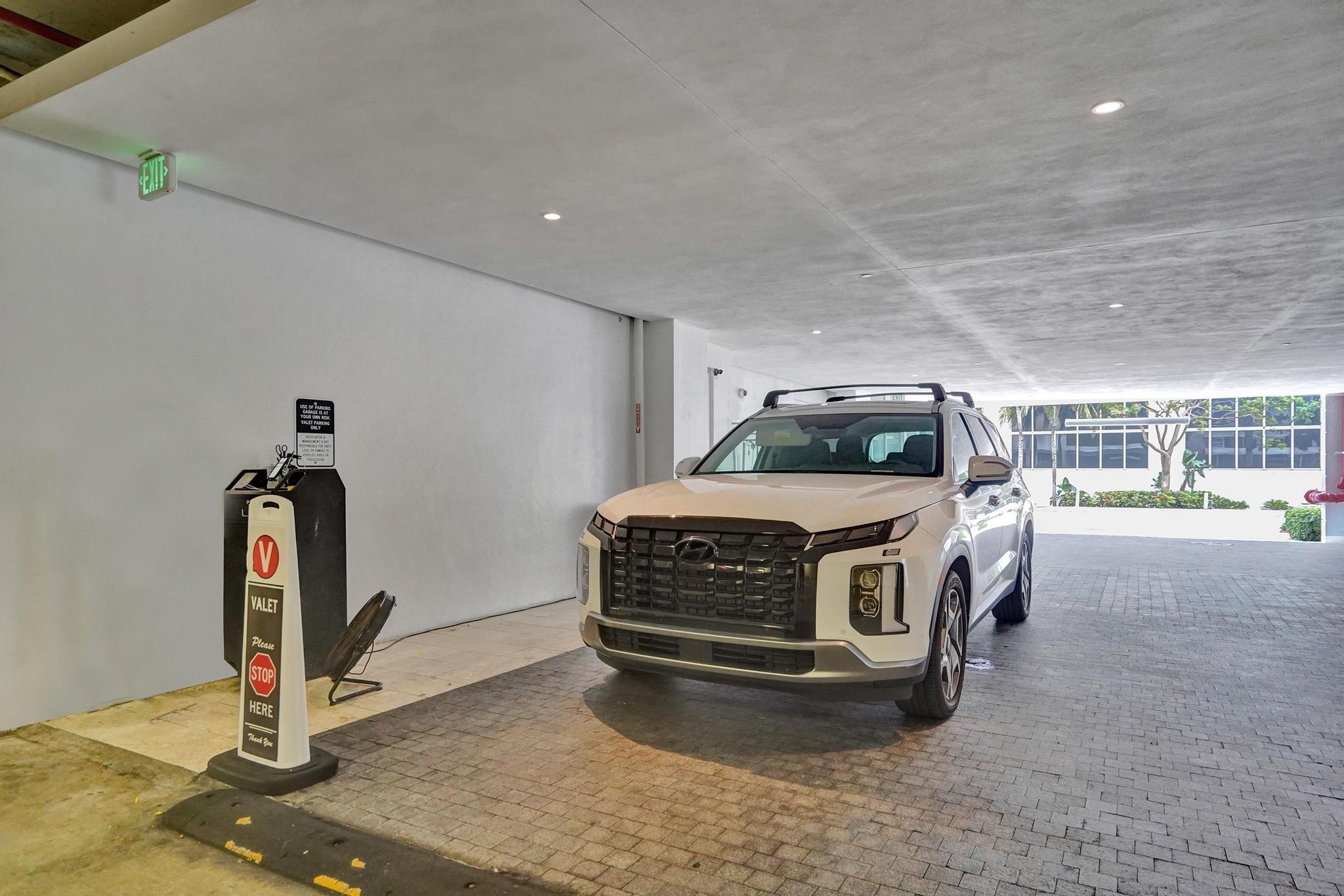 TIFFANY HOUSE CONDO - Residential