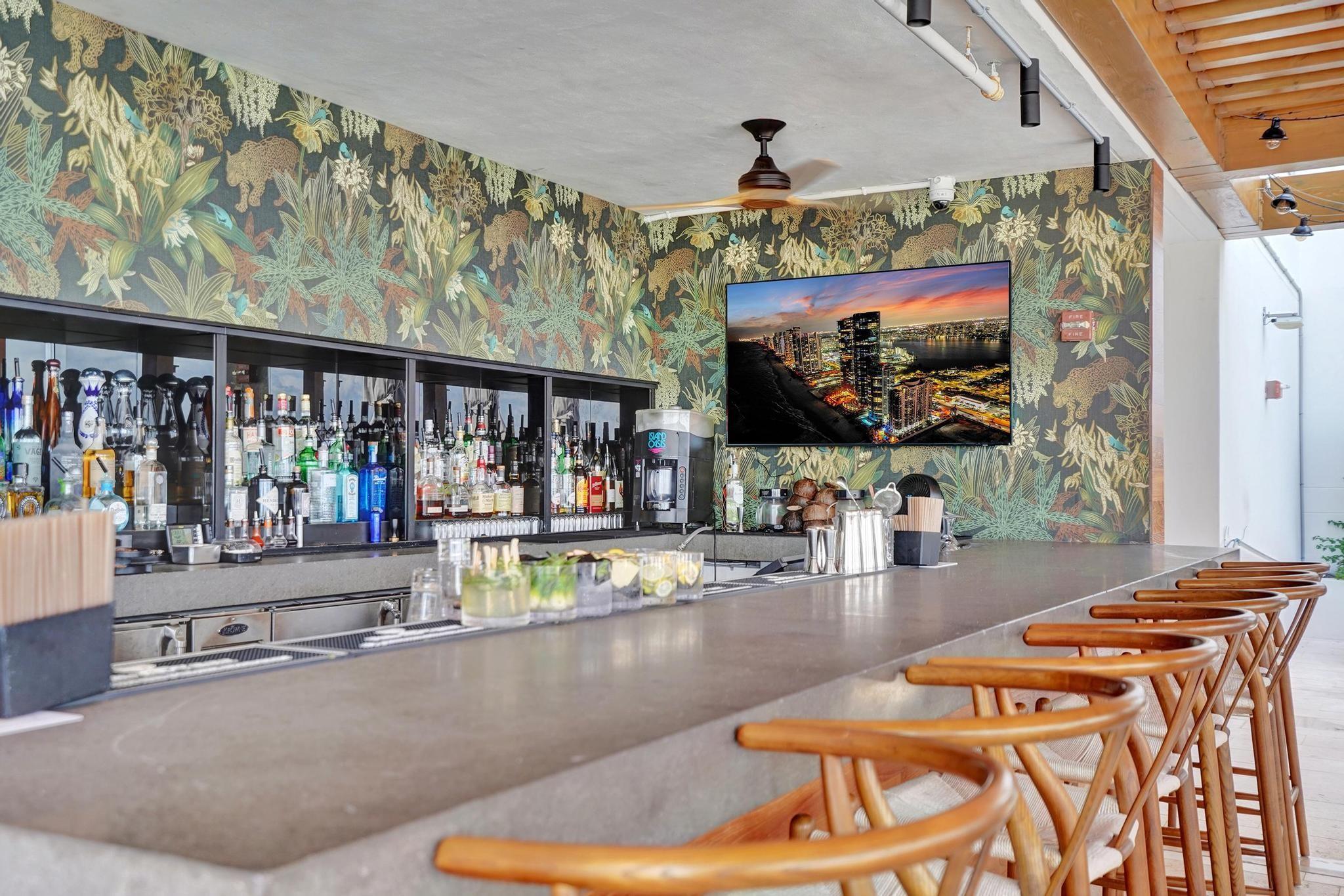 TIFFANY HOUSE CONDO - Residential