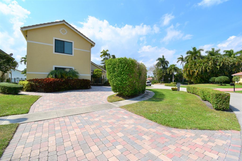 Photo of 7848 Cummings Lane, Boca Raton, FL 33433 (MLS # R10876804)