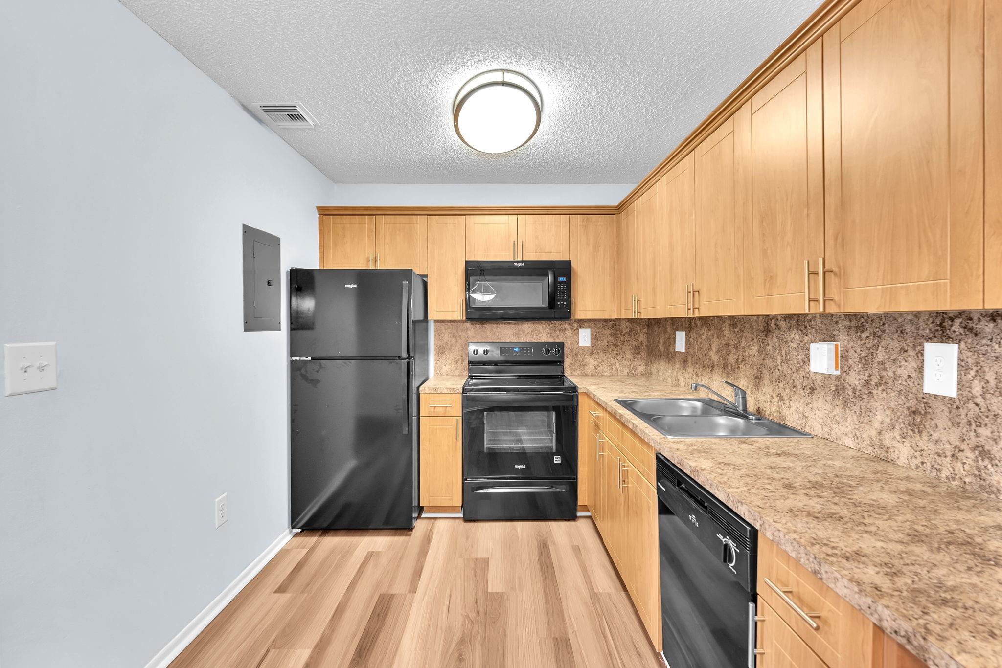 FAIRWAY VIEW - Residential Lease