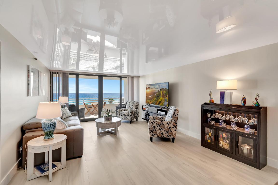 CASUARINA CONDO - Residential