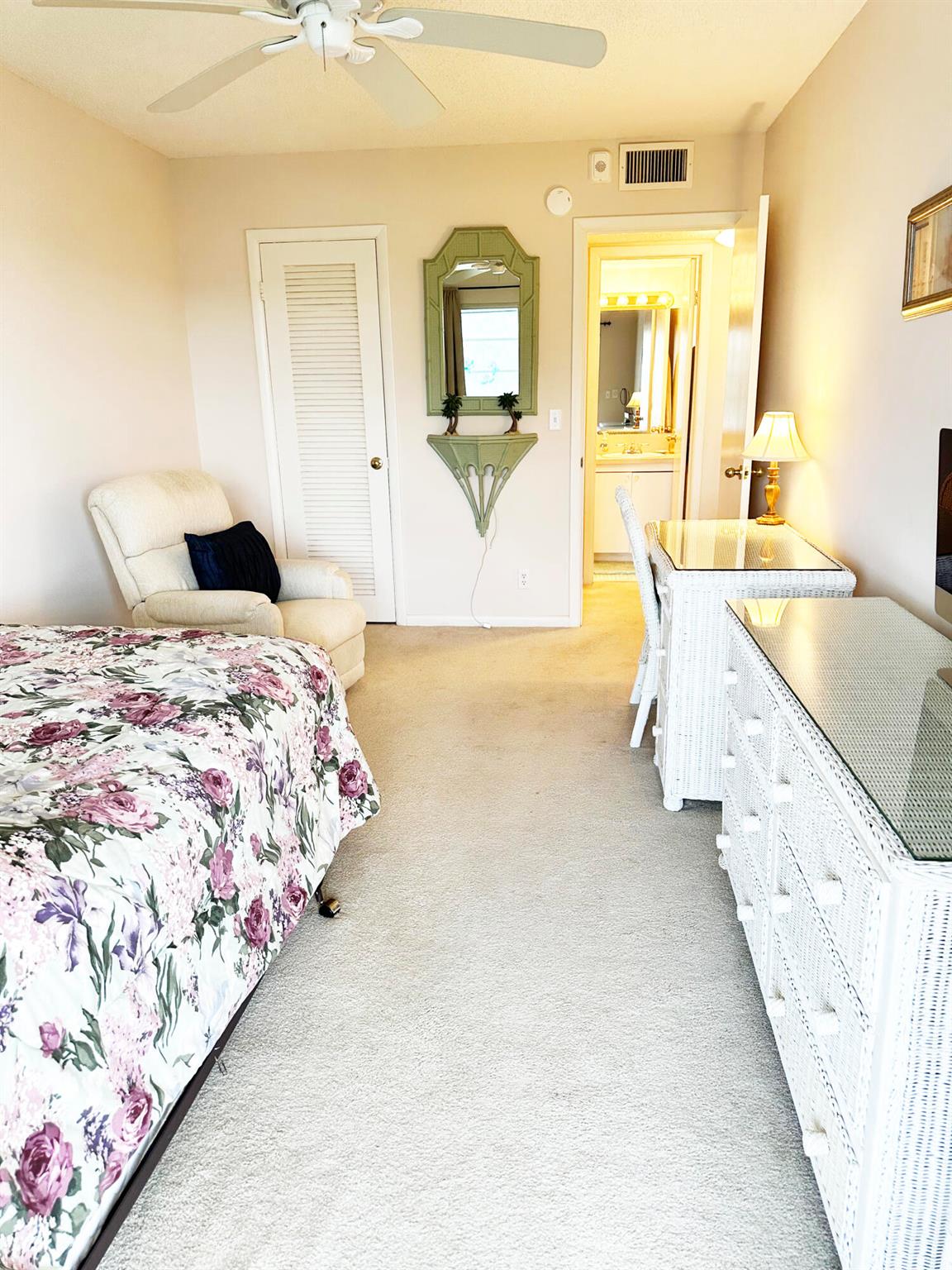 NEWPORT S CONDO - Residential