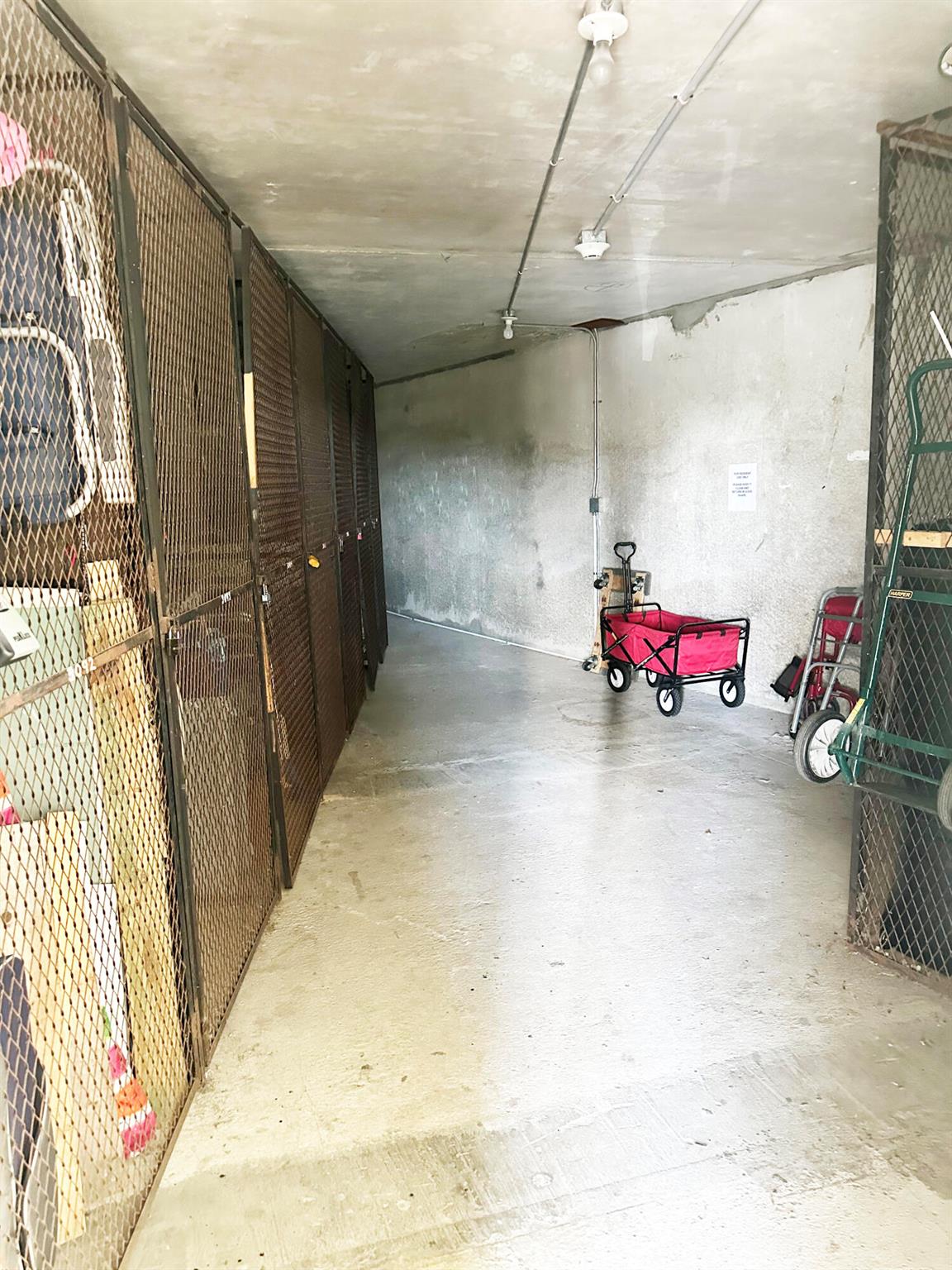 NEWPORT S CONDO - Residential