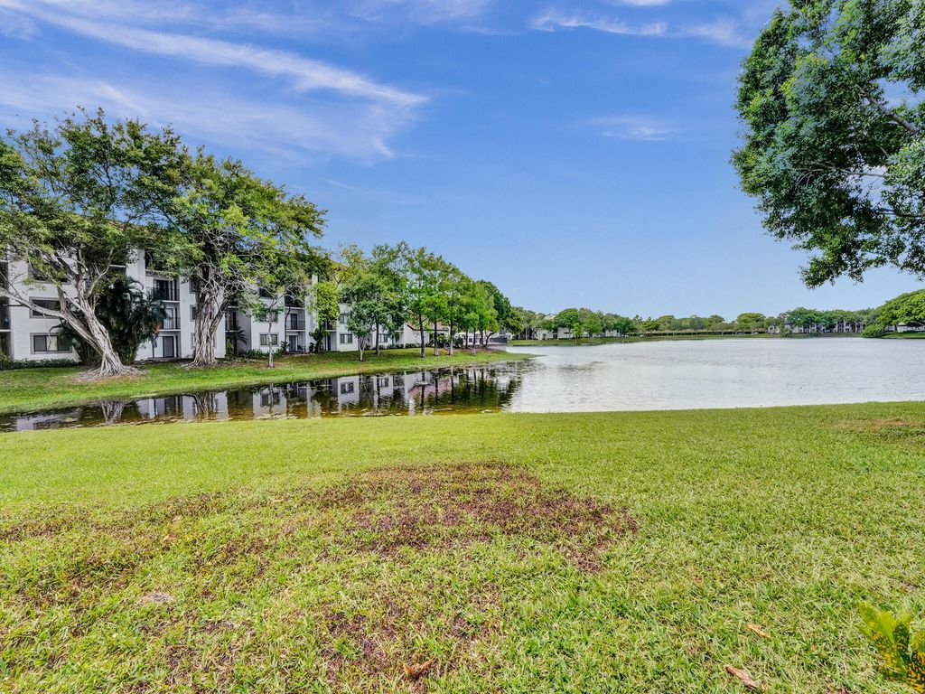 Photo of 5344 Cedar Lake Drive #104, Boynton Beach, FL 33437 (MLS # R10975069)