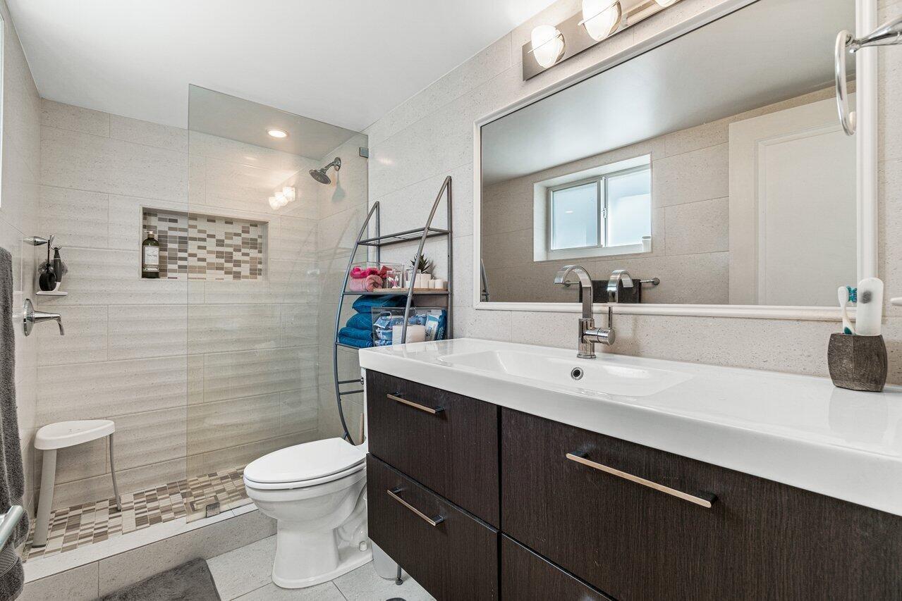 HAMPTON HOUSE - Residential