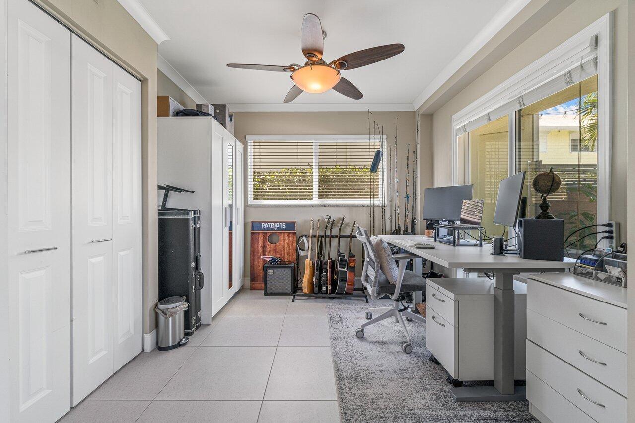 HAMPTON HOUSE - Residential