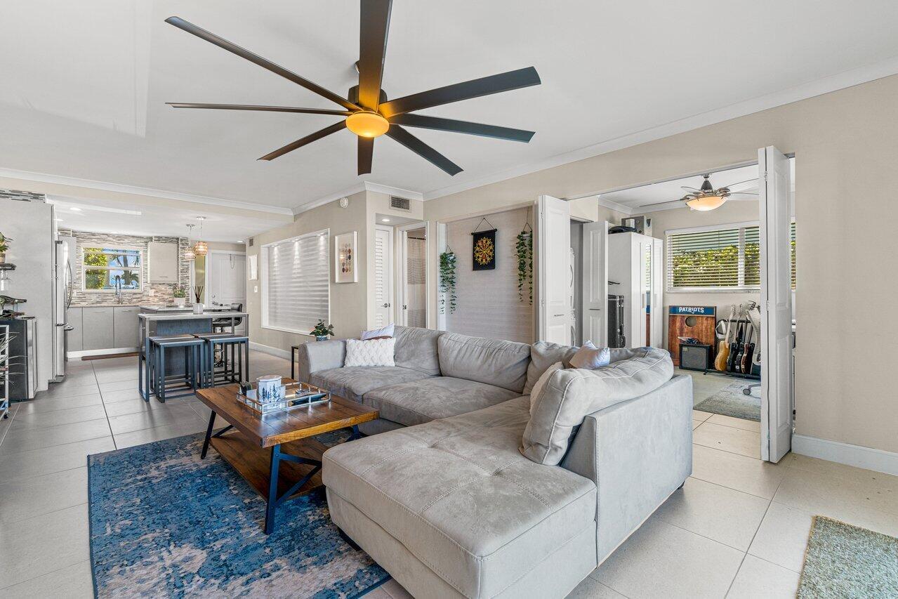 HAMPTON HOUSE - Residential