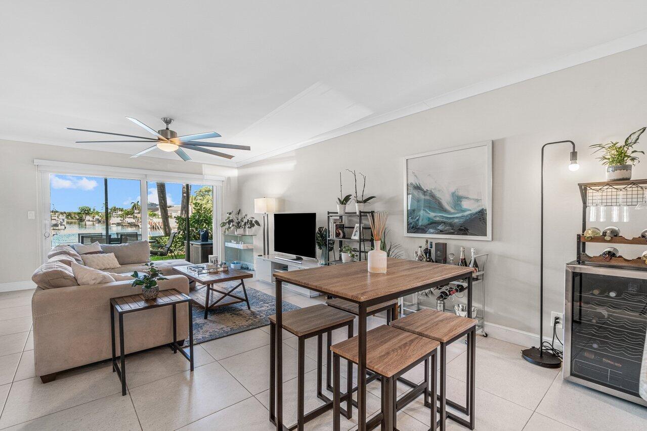 HAMPTON HOUSE - Residential