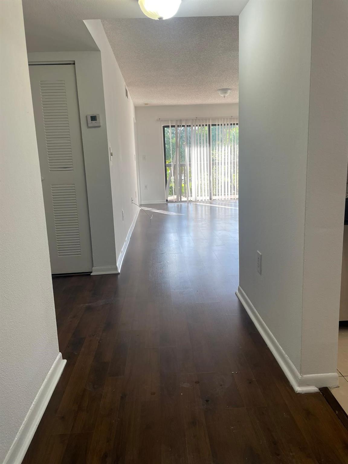 VILLAS DE VENEZIA - Residential Lease