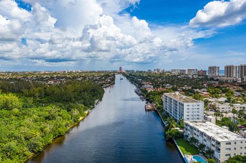 A home in Deerfield Beach