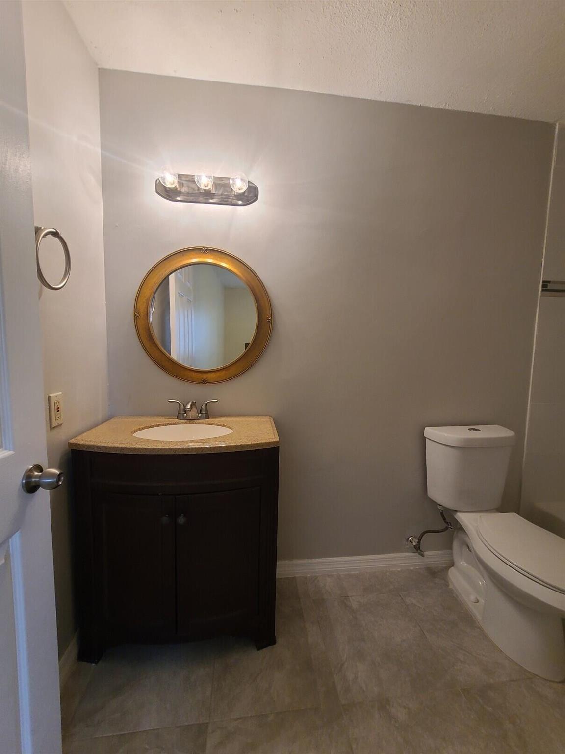 FOREST GLEN - Residential Lease