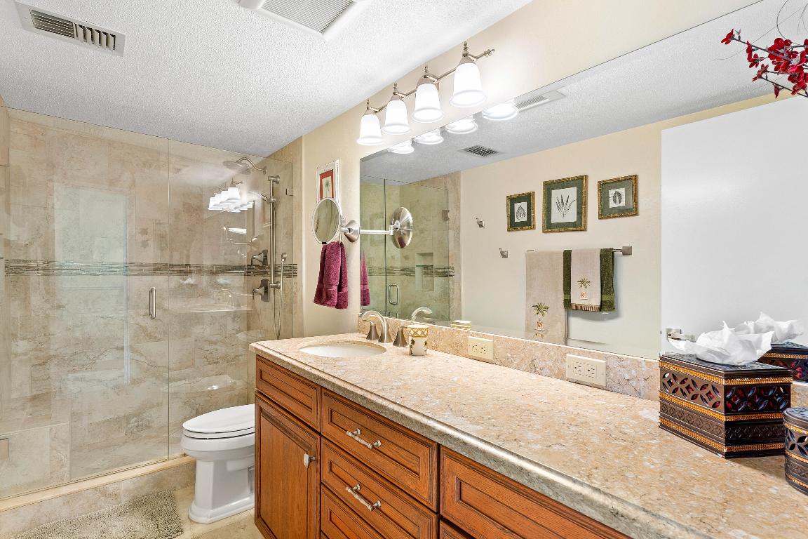 Phoenix Towers - Residential