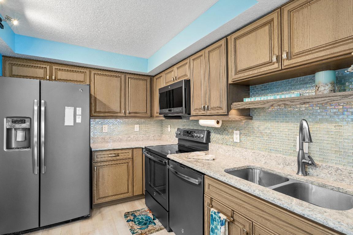 Phoenix Towers - Residential