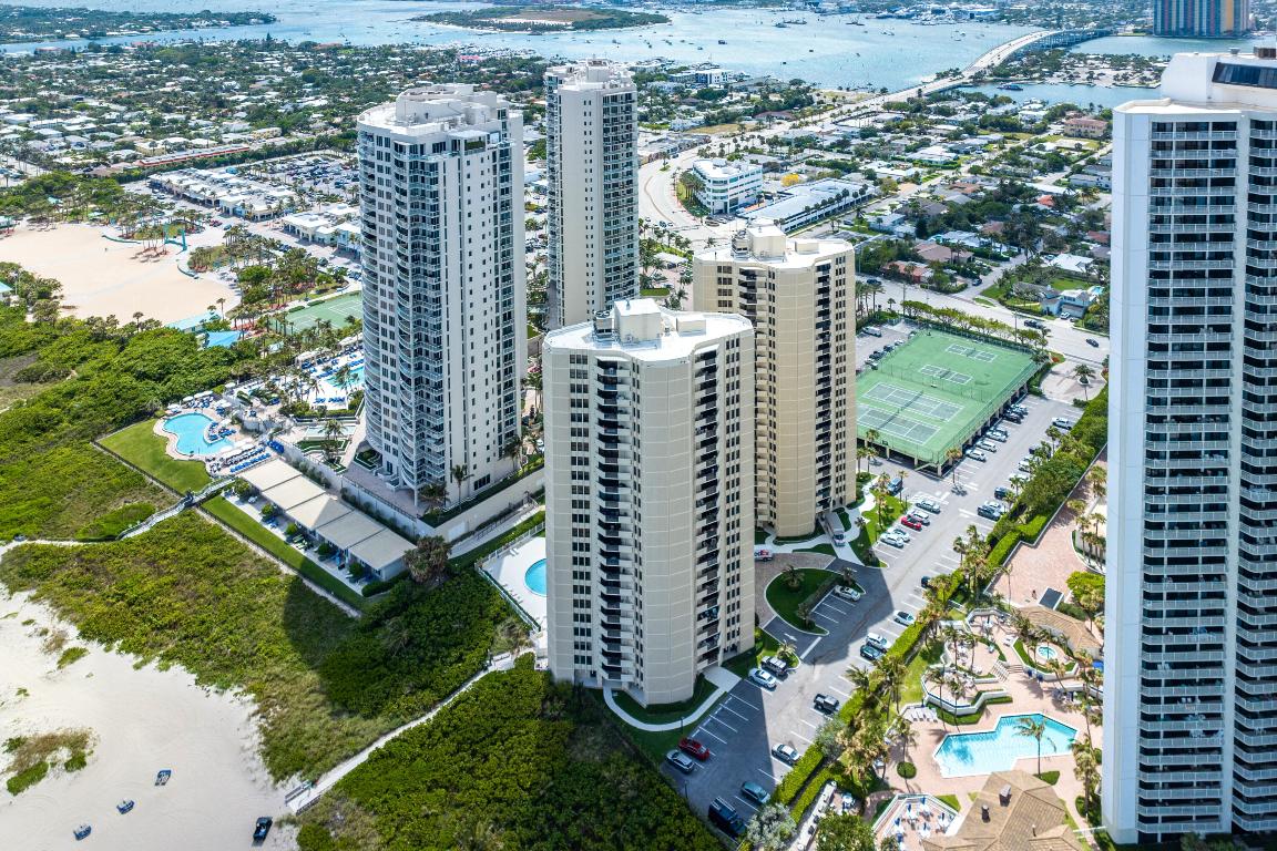 Phoenix Towers - Residential