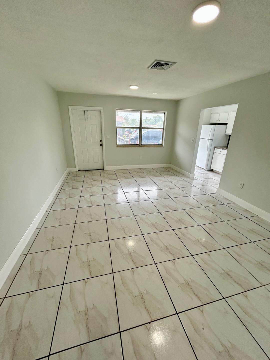 7311 Venetian St 1