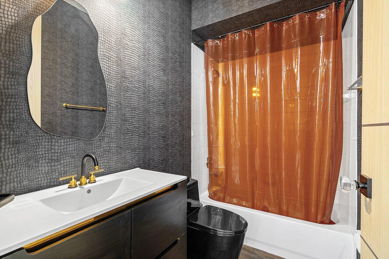 The Vistas - Residential