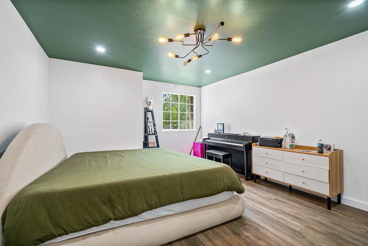 The Vistas - Residential