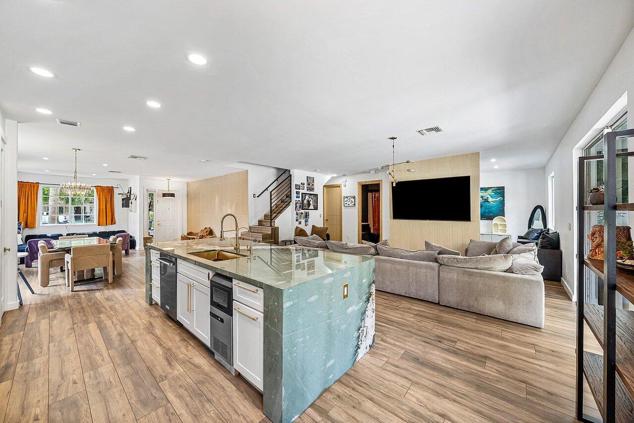 The Vistas - Residential