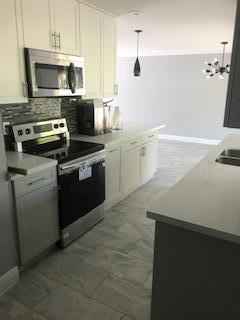 CHATELAINE - Residential Lease