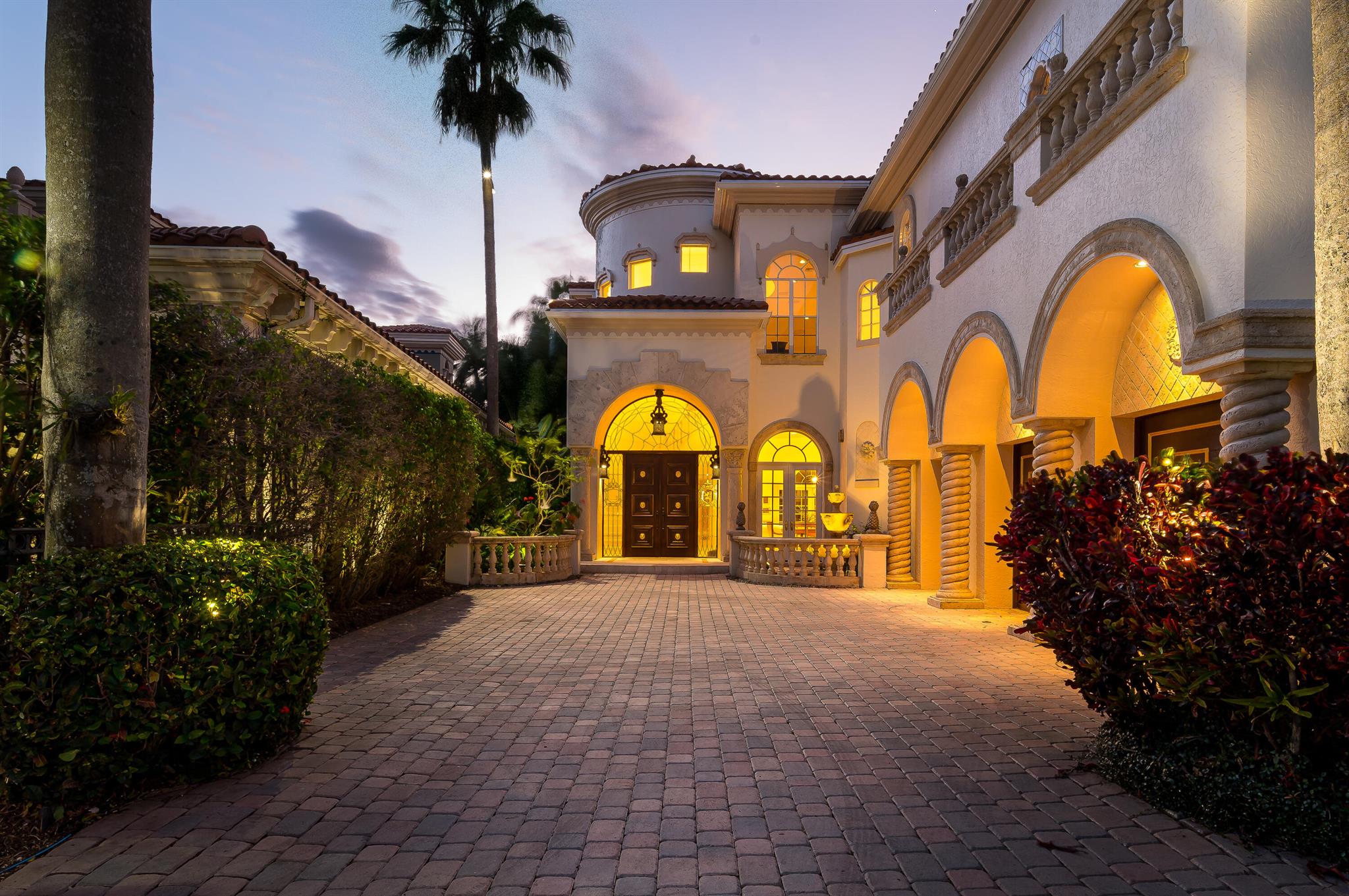 ADDISON ESTATES - Residential