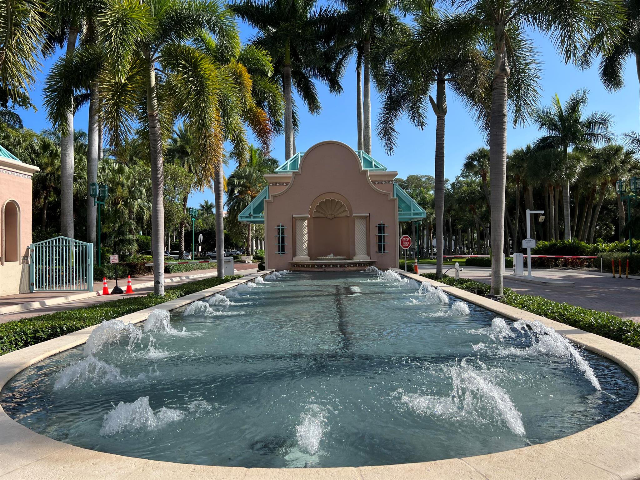 ADDISON ESTATES - Residential