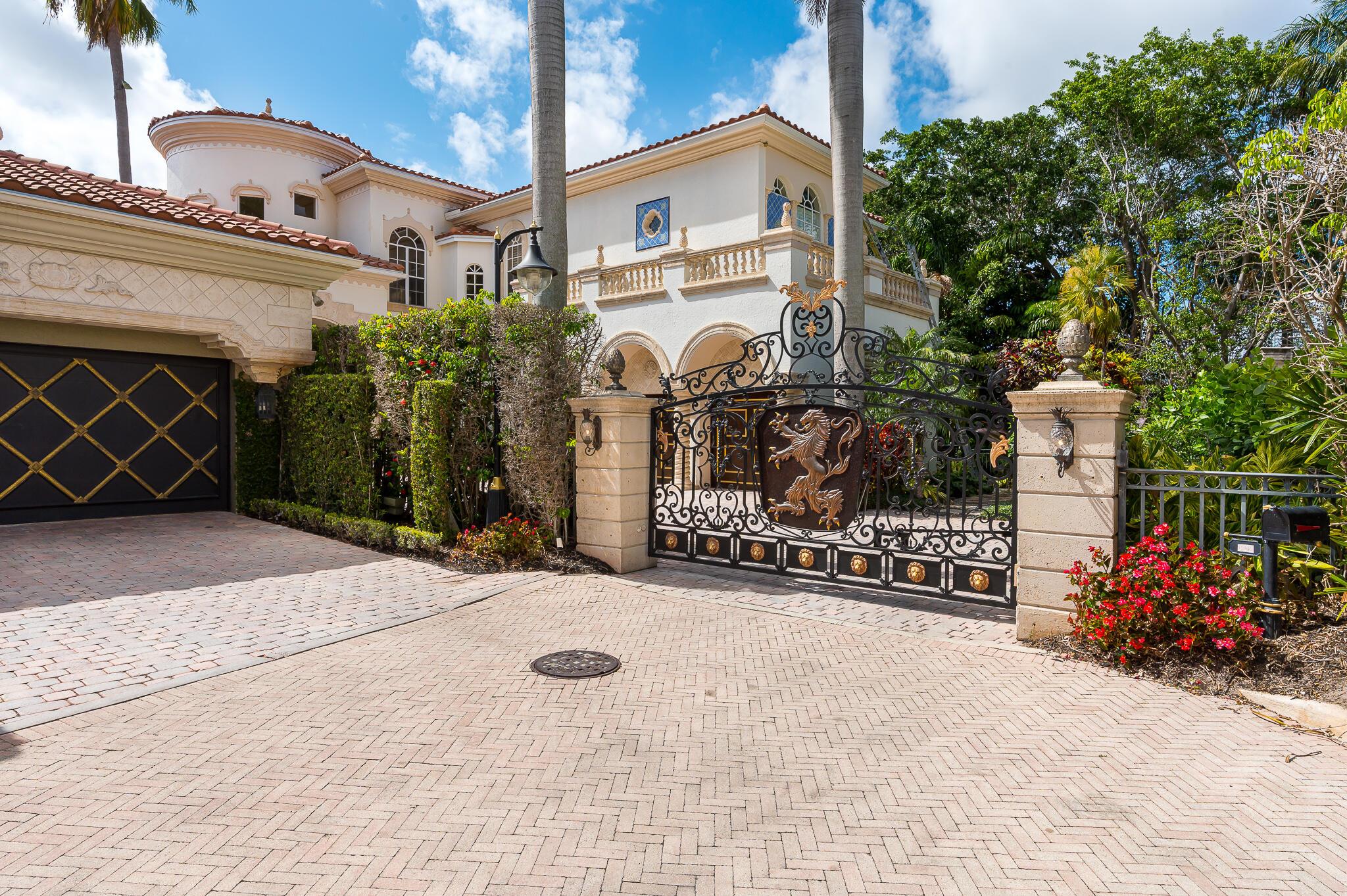 ADDISON ESTATES - Residential