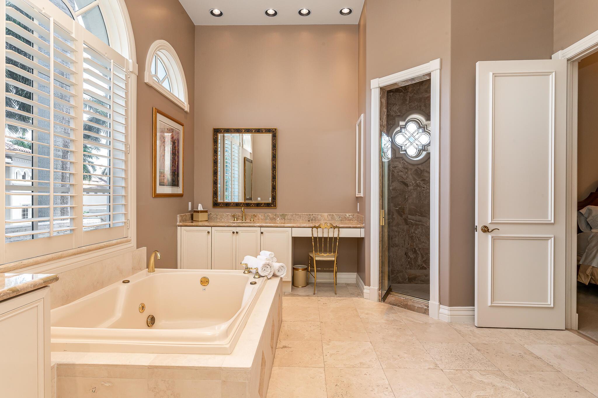 ADDISON ESTATES - Residential