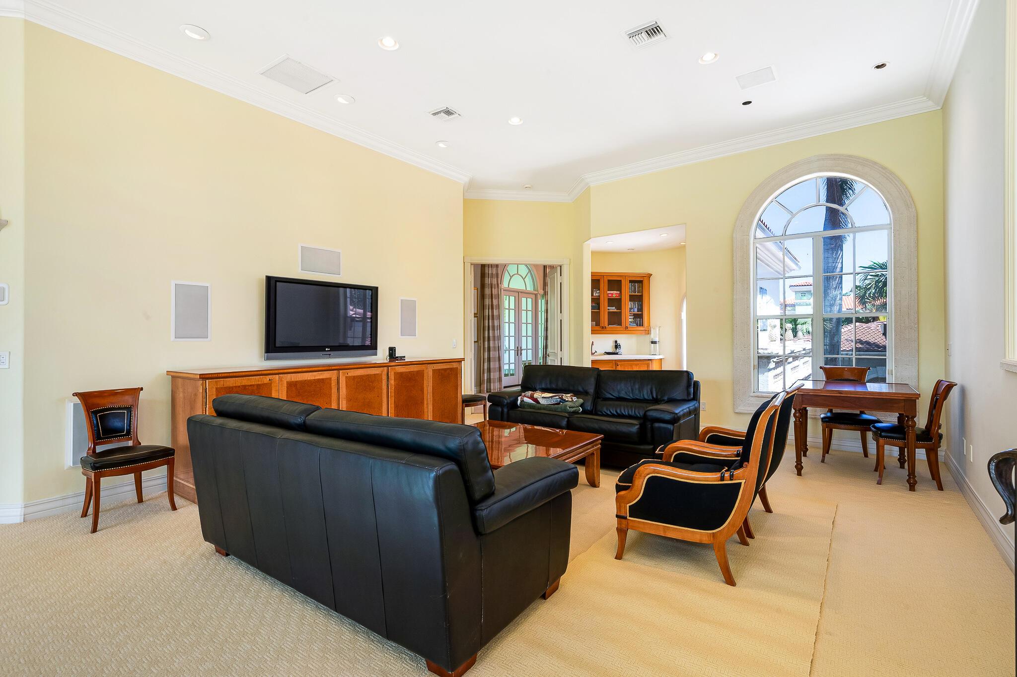 ADDISON ESTATES - Residential