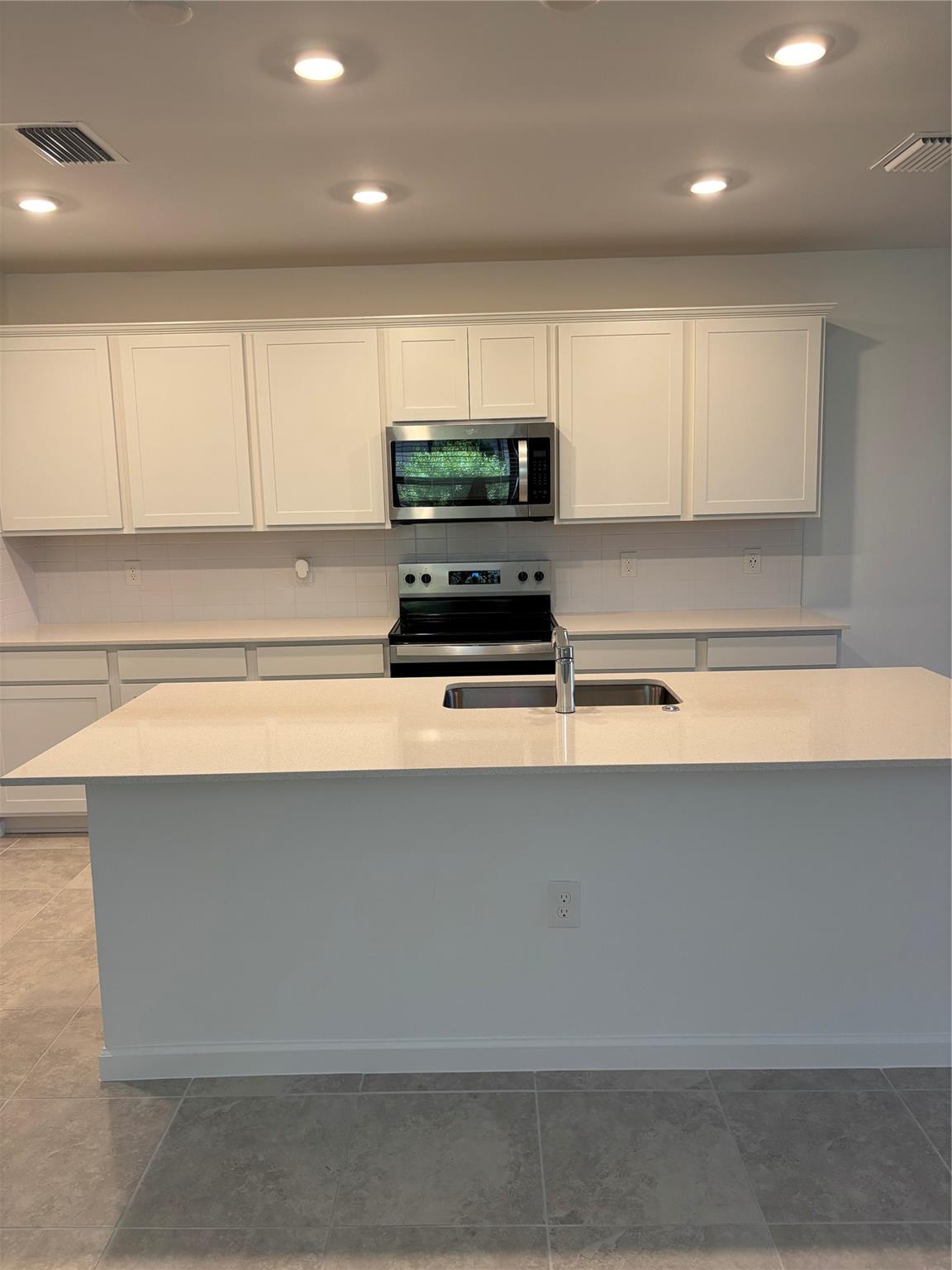 Coral Lks-Tract 3 - Residential Lease