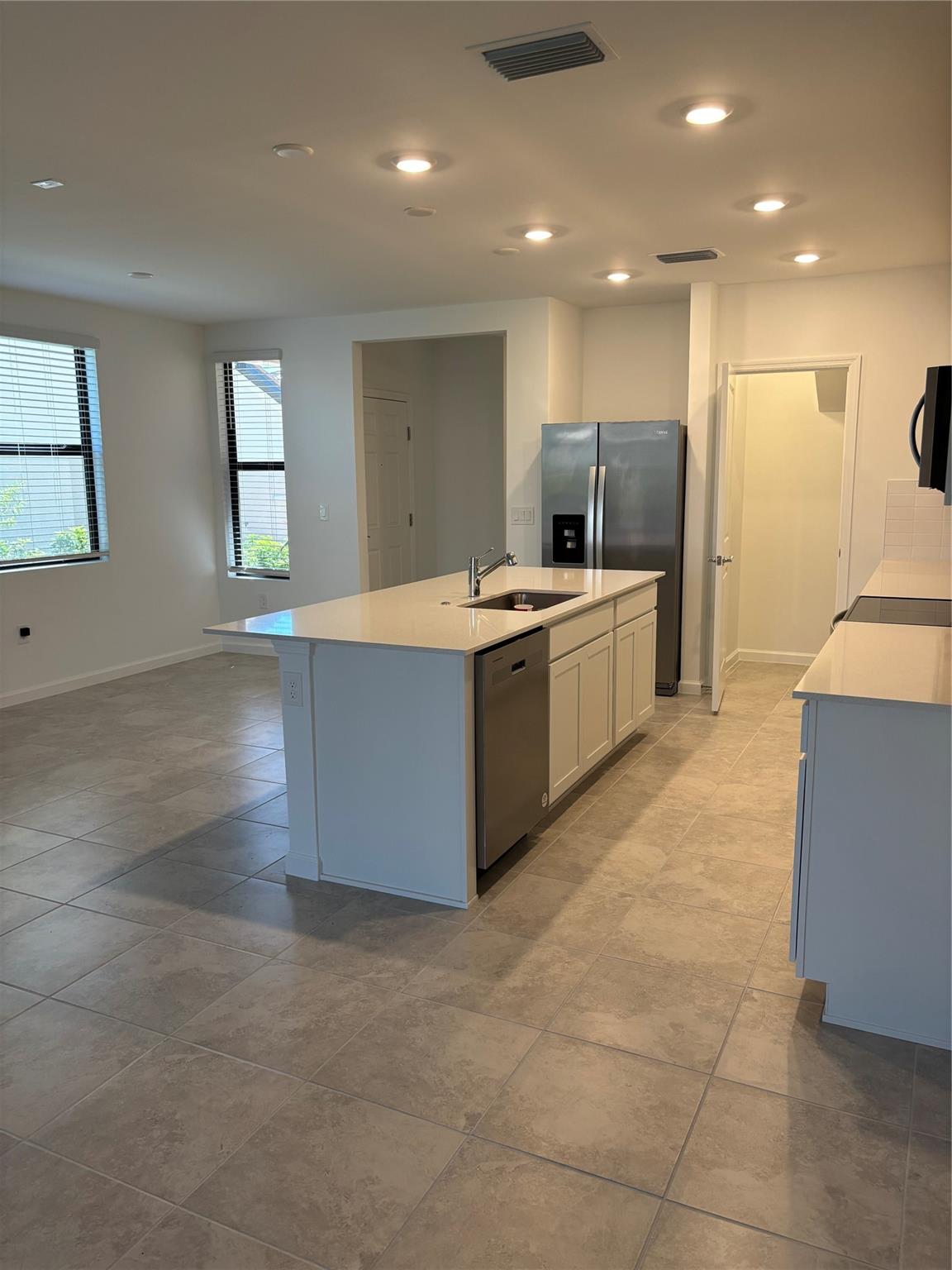 Coral Lks-Tract 3 - Residential Lease