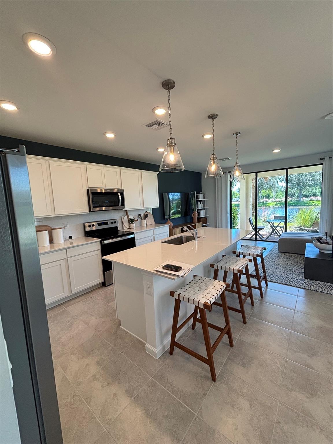 Coral Lks-Tract 3 - Residential Lease