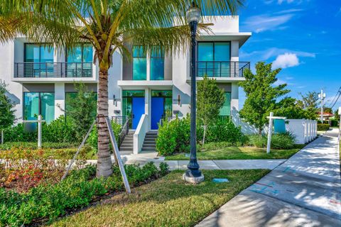 1901 Dock Street West Palm Beach FL 33401