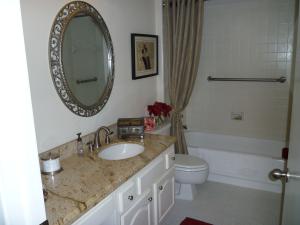 LAKEWOOD MIDRISE CONDO - Residential Lease