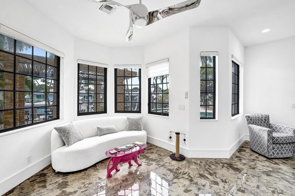 Lighthouse Point - Residential