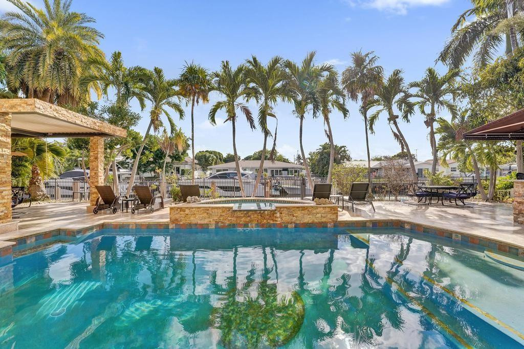 Lighthouse Point - Residential