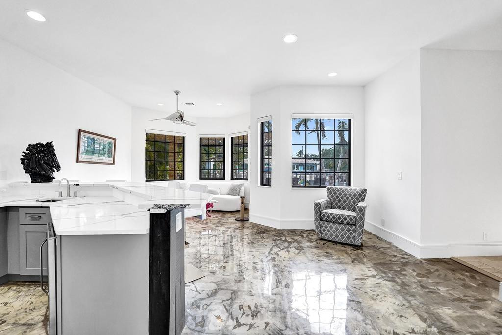 Lighthouse Point - Residential