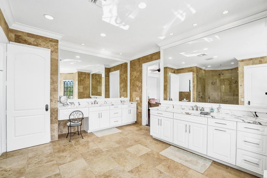 Lighthouse Point - Residential