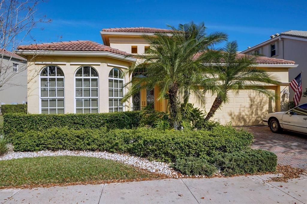 Photo of 11433 SW Kingslake Circle, Port Saint Lucie, FL 34987 (MLS # R10690789)