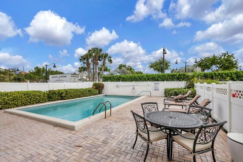 A home in Deerfield Beach