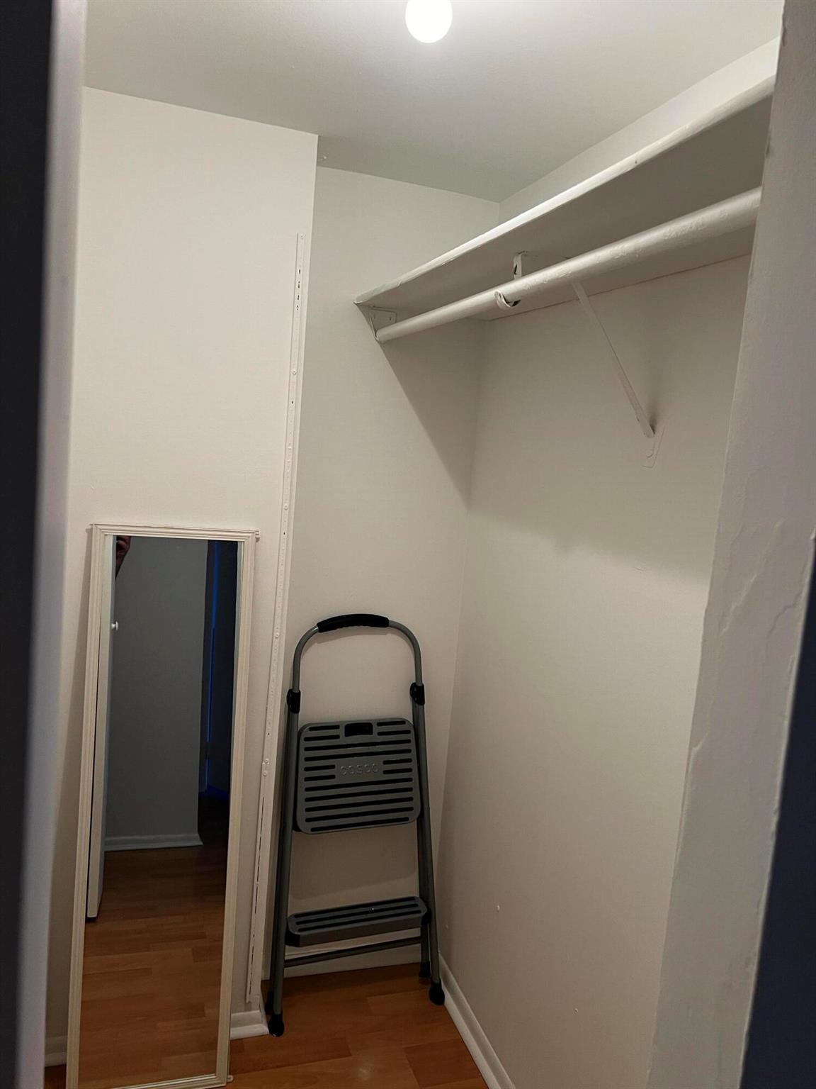 BRAVURA II CONDO - Residential Lease