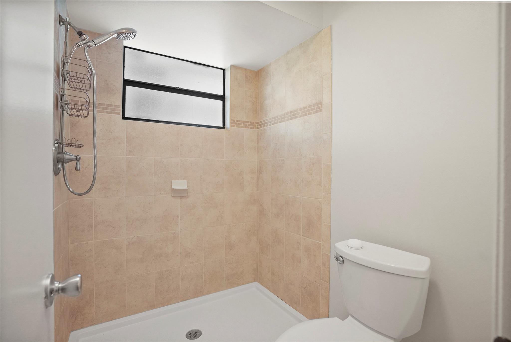 PEMBROKE POINTE SECTION T - Residential