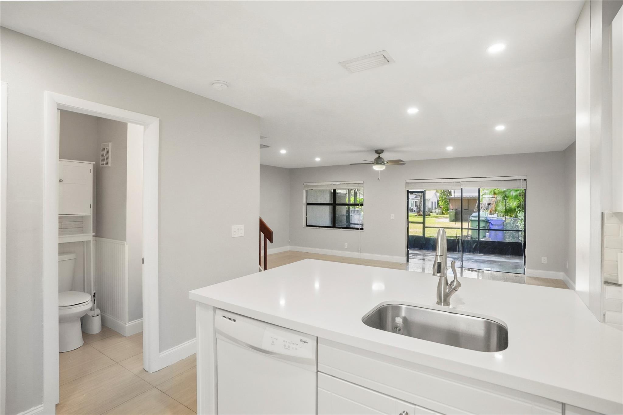 PEMBROKE POINTE SECTION T - Residential