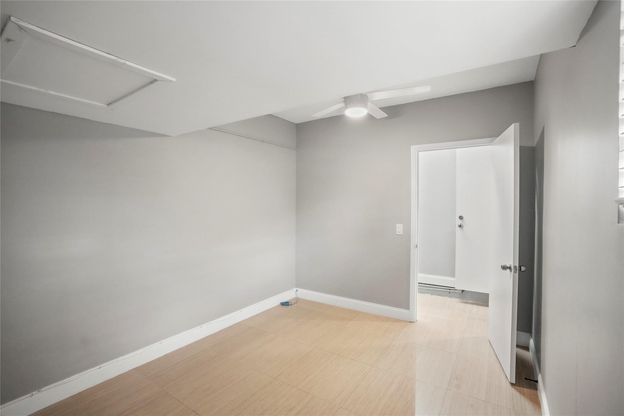 PEMBROKE POINTE SECTION T - Residential