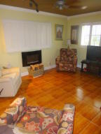 VILLAGE ROYALE GREENHILL - Residential