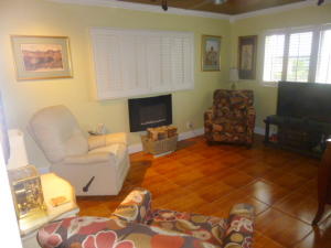 VILLAGE ROYALE GREENHILL - Residential